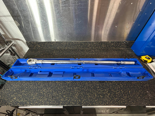 CDI 6004MFRMH Dual-Scale Micrometer Torque Wrench with Case (3/4” Drive, Foot-Pound/Newton-Meter)