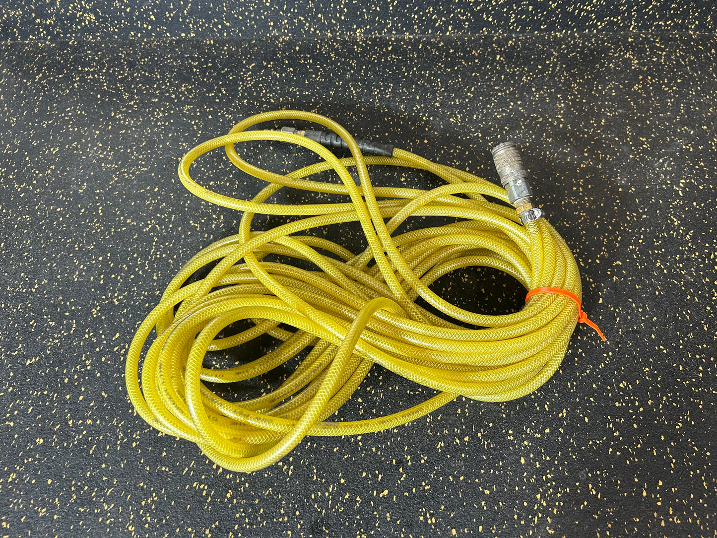 40-Foot Green Line 1/4” Diameter Air Hose with Male/Female Fittings (200 PSI Working Pressure)