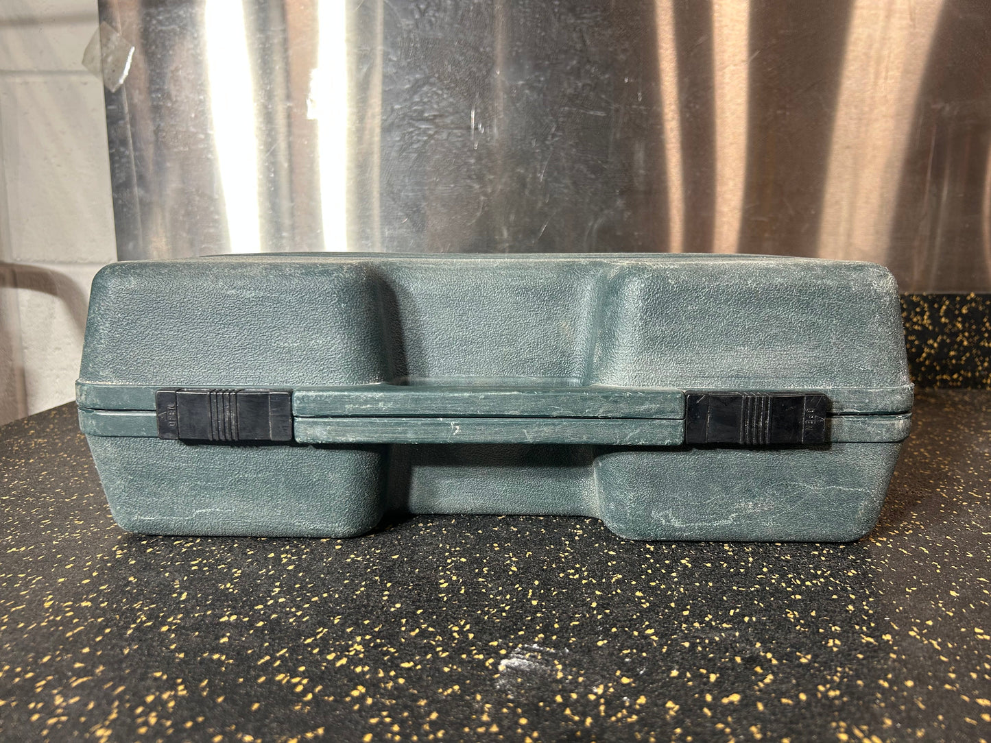 Metabo HPT (G12SR4) 4-1/2” 6.2 Amp Disc/Angle Grinder (w/ Guard, Case, & 3 NEW Klingspor Kronenflex EDGE 4-1/2” Cut-Off Wheels)