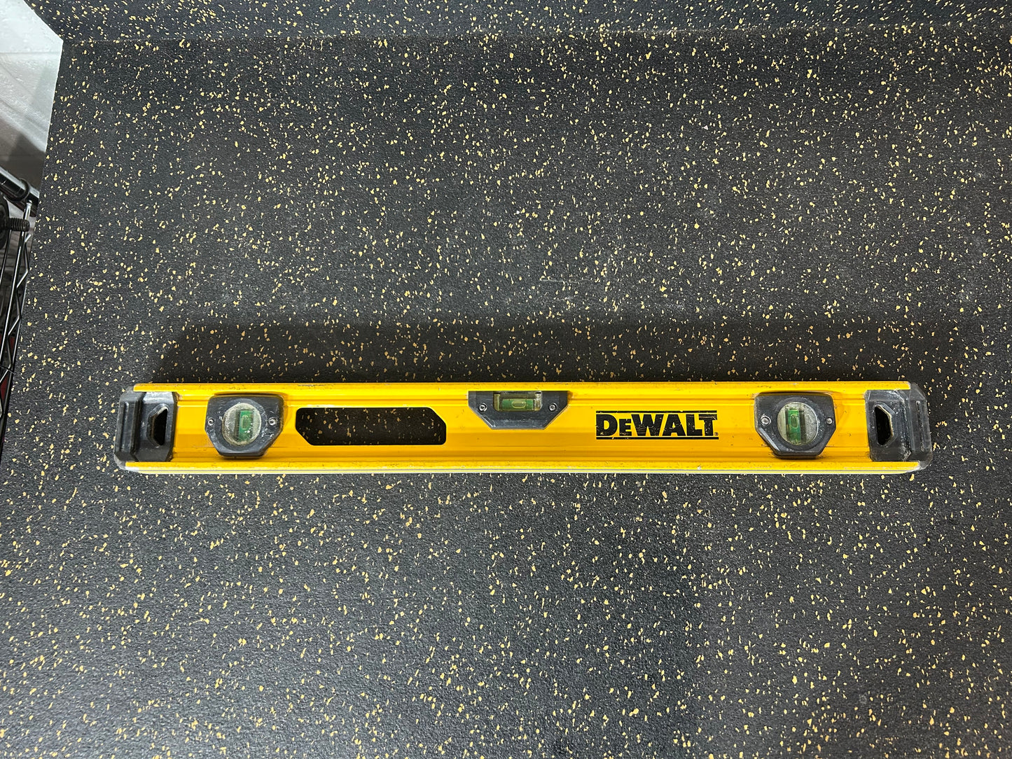 DEWALT 24-inch Premium I-Beam Level (Model DWHT42151)