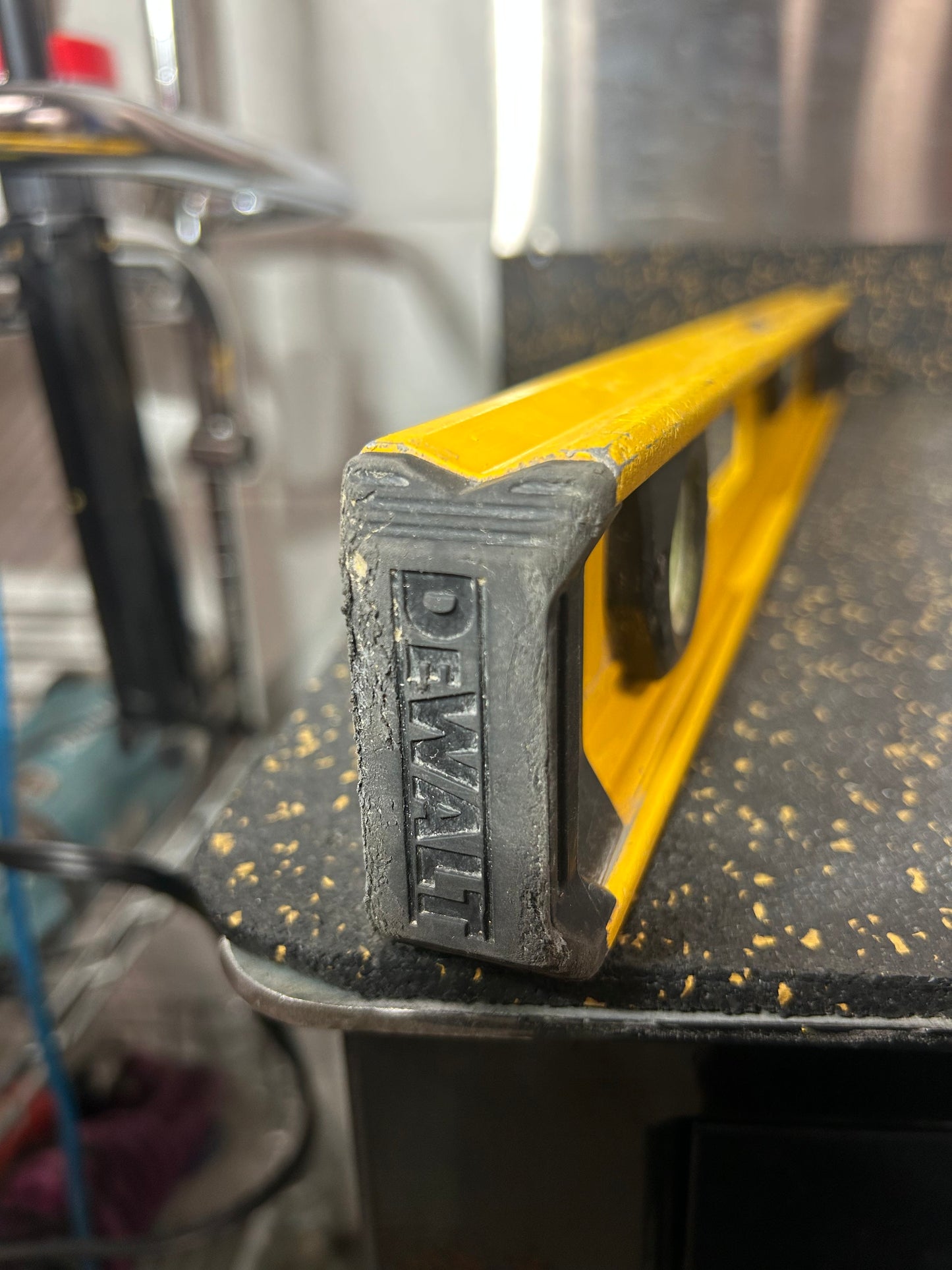 DEWALT 24-inch Premium I-Beam Level (Model DWHT42151)