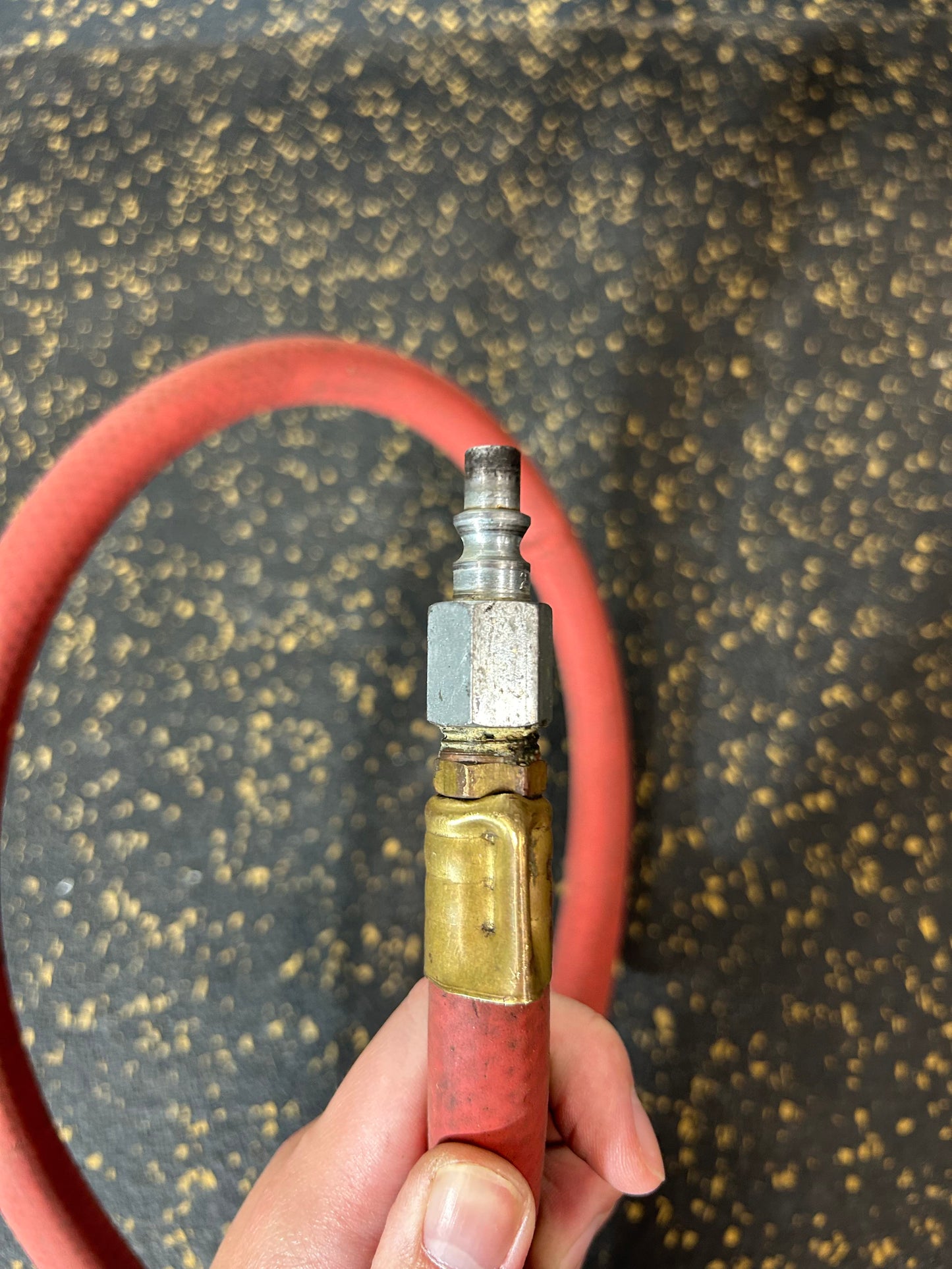 3-Foot 3/8” Diameter Air Hose with Male/Female Fittings