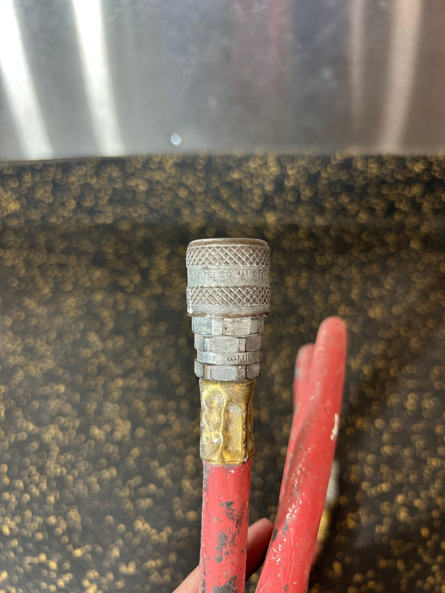 7-Foot 5/16” Diameter Air Hose with Male/Female Fittings