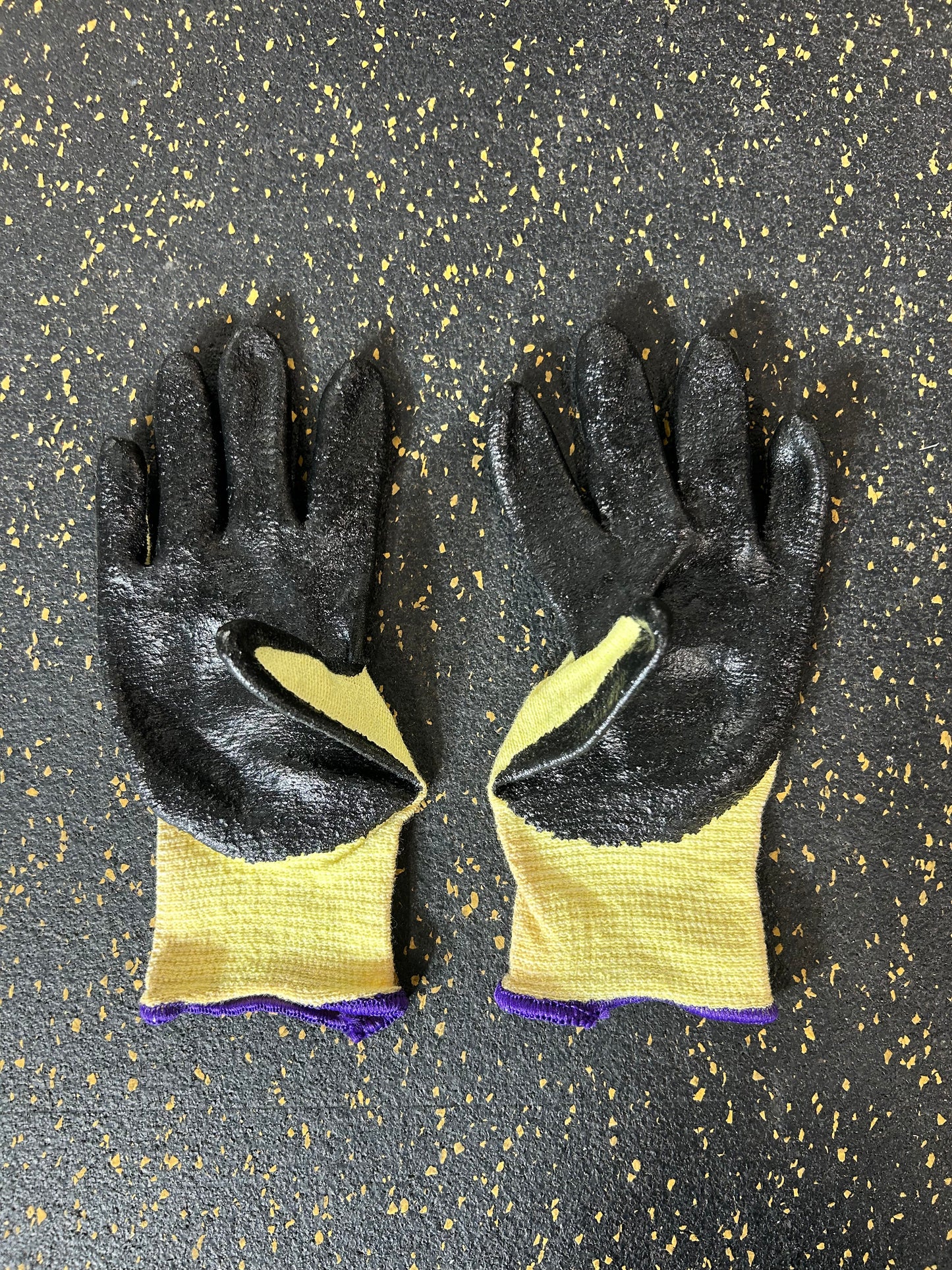 Ansell HyFlex CR 11-500 Gloves (Size 6/X-Small)