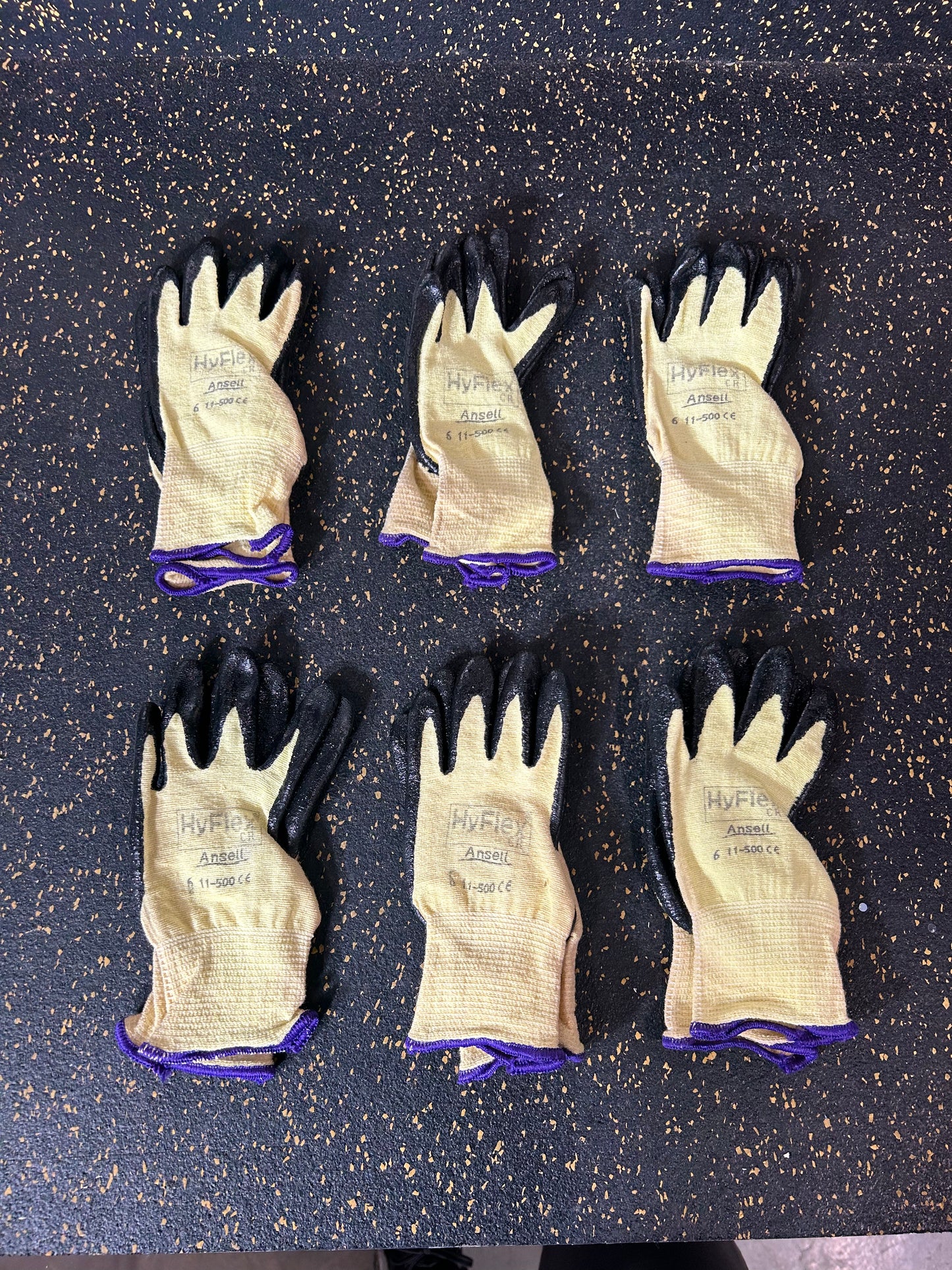 Ansell HyFlex CR 11-500 Gloves (Size 6/X-Small)
