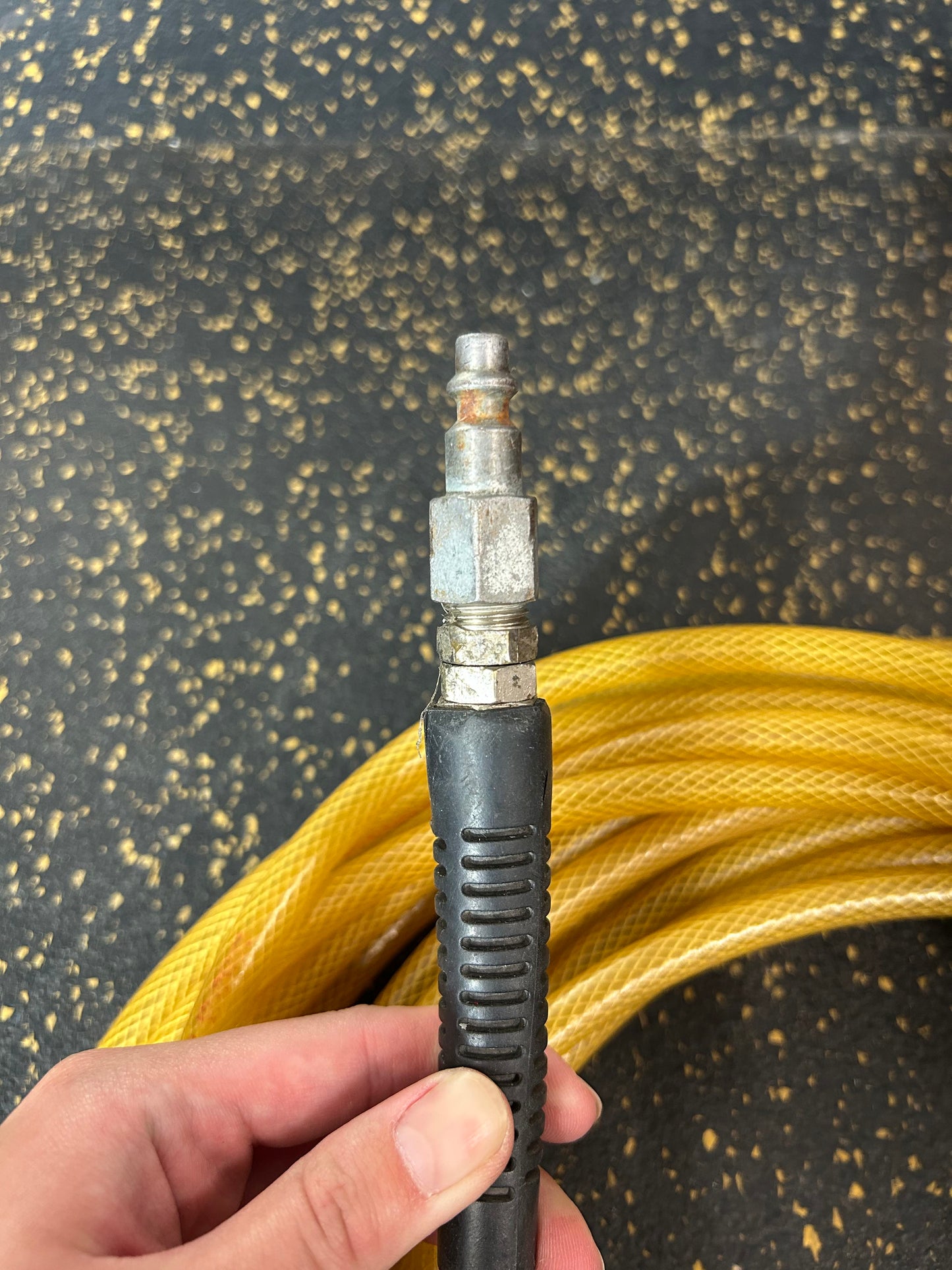 50-Foot 3/8” Diameter Air Hose with 1 Male Fitting ONLY (200 PSI Working Pressure)