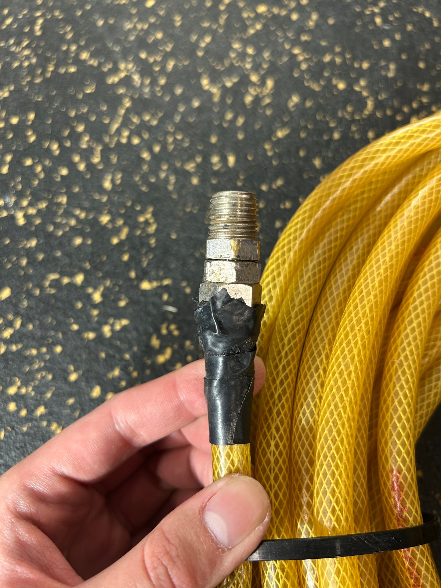 50-Foot 3/8” Diameter Air Hose with 1 Male Fitting ONLY (200 PSI Working Pressure)