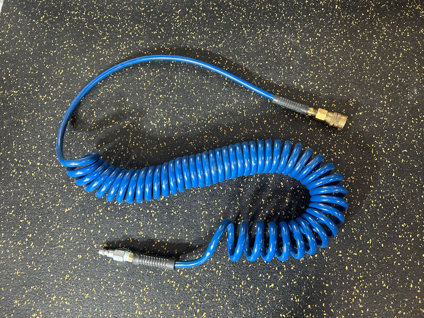 25-Foot 1/4” Diameter Coiled Air Hose with Male/Female Fittings (125 PSI Max Pressure)