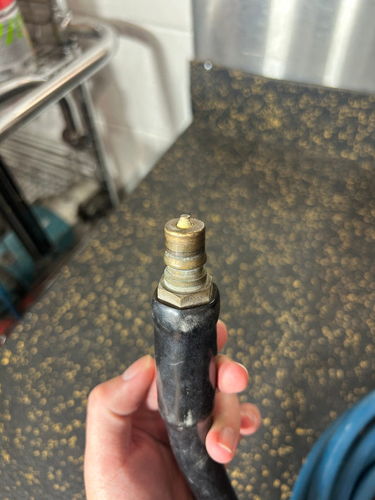 15-Foot 5/16” Diameter Air Hose with Male/Female Fittings