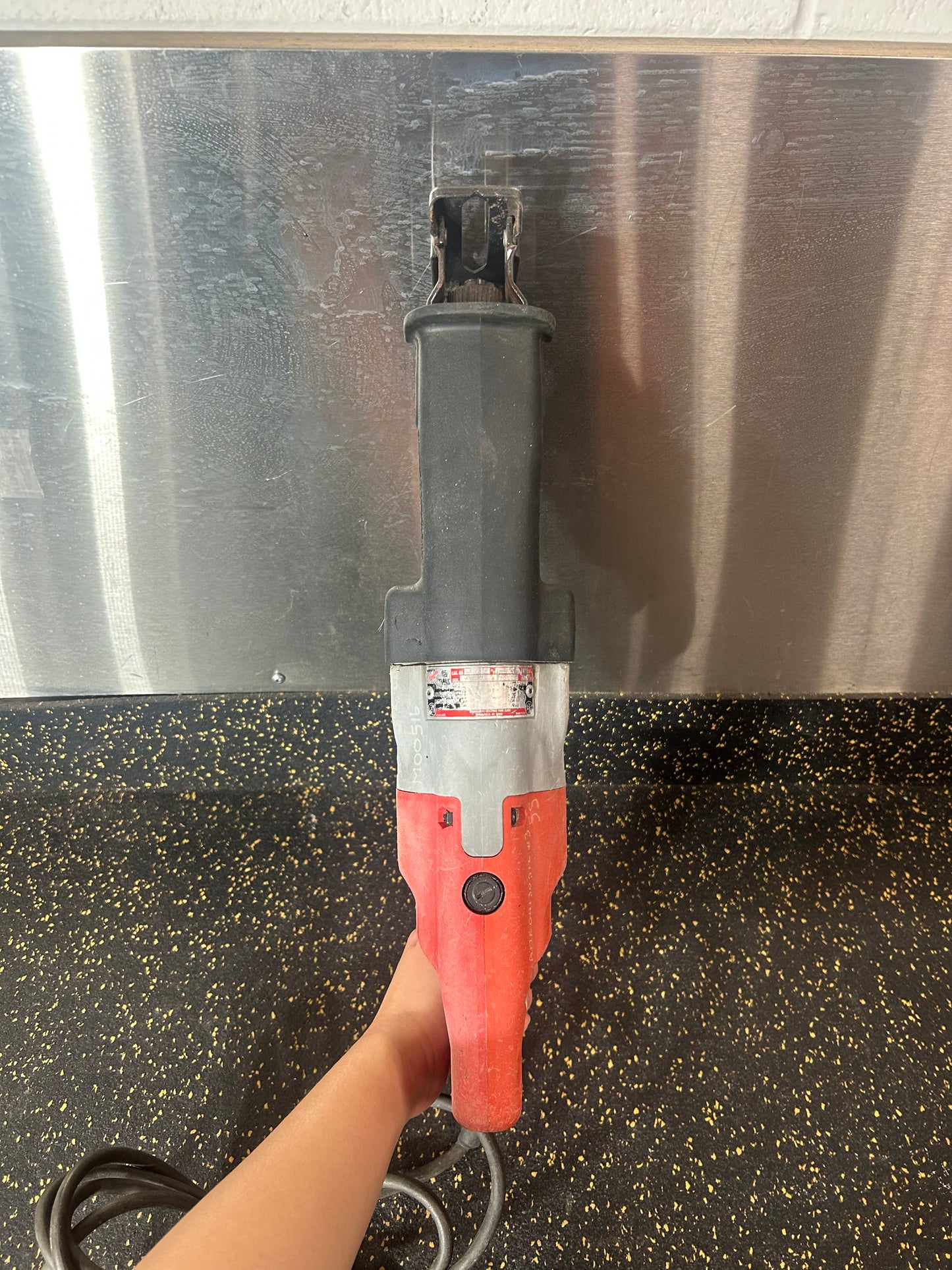 Milwaukee 12-Amp Heavy-Duty Reciprocating Saw (Sawzall) – w/ New Multi-Material Wrecker Blade