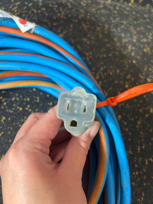 50-Foot Outdoor Extension Cord (3-Prong, 14 AWG, Water-Resistant)