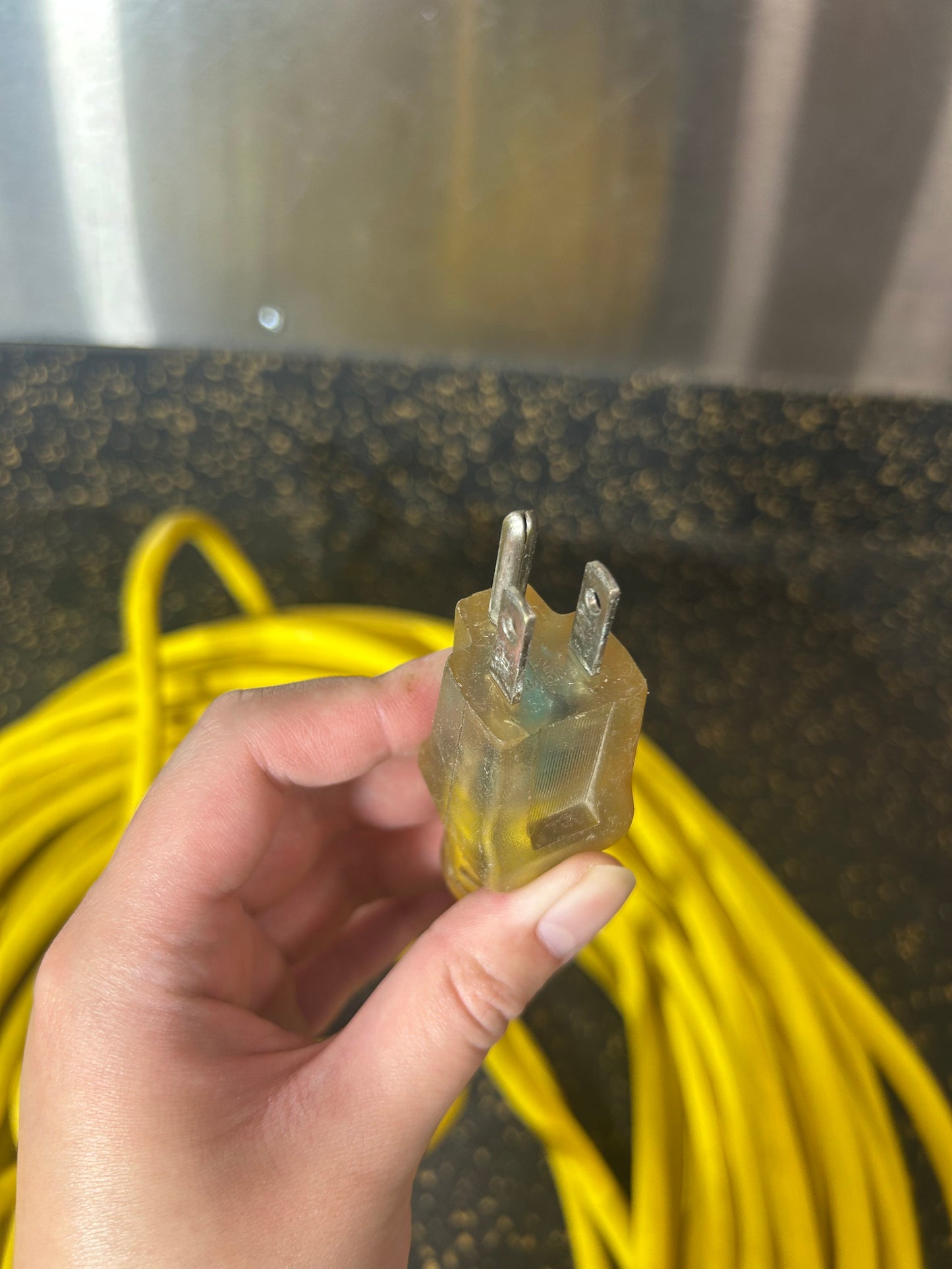 100-Foot Extension Cord (3-Prong, 12 AWG)