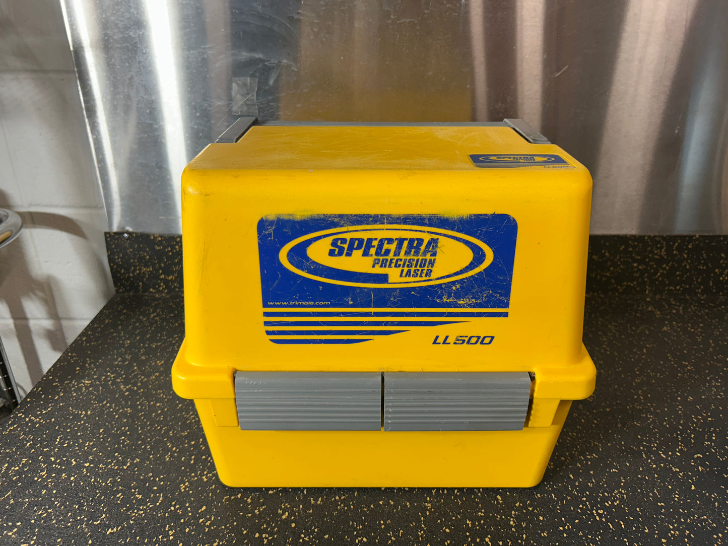 Spectra Precision LL500 Laser Level w/ HL700 Laser Receiver, Tripod, & Telescopic Rod