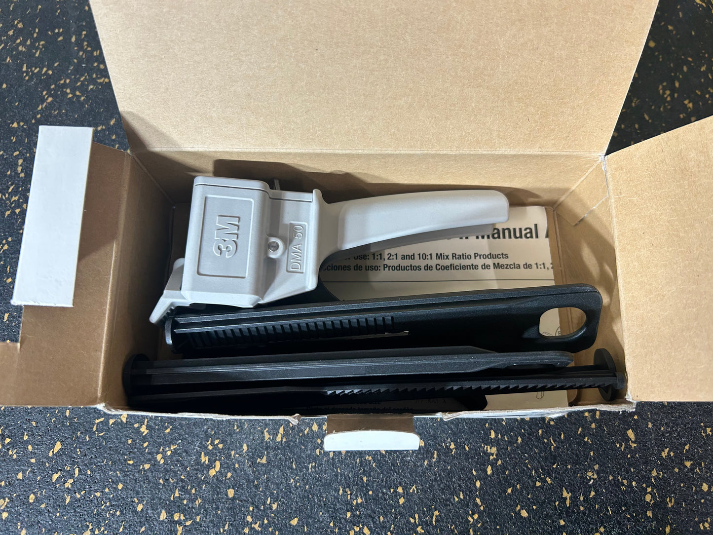 3M Scotch-Weld EPX Plus II Epoxy Manual Applicator (comes with 1 Applicator, 3 Plungers) – BRAND NEW