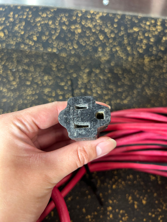 100-Foot Outdoor Extension Cord (3-Prong, 14 AWG, Water-Resistant)