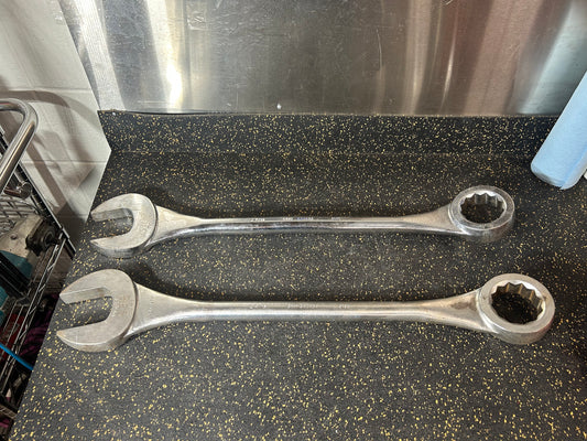 Gray Canada 2-9/16” Combination Wrench (Model 3182) – 2 AVAILABLE