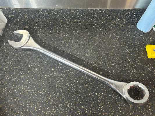 Gray Canada 2-9/16” Combination Wrench (Model 3182) - LONGER