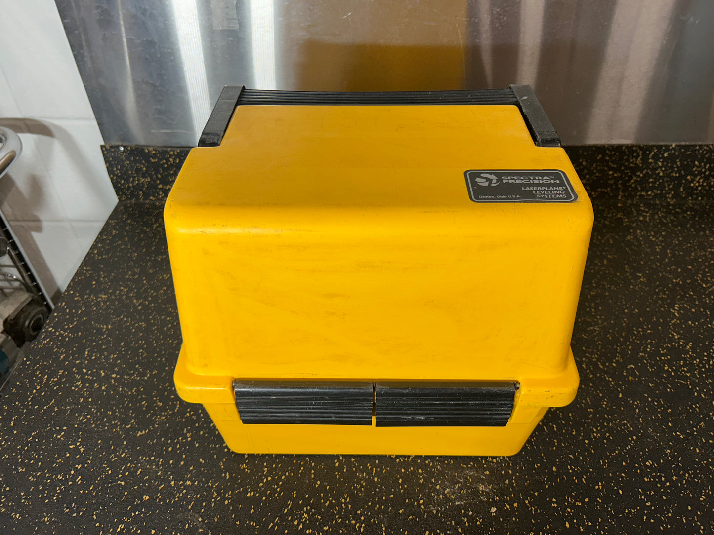 Spectra Precision LL500 Laser Level w/ LaserEye 1275 Laser Receiver & Tripod
