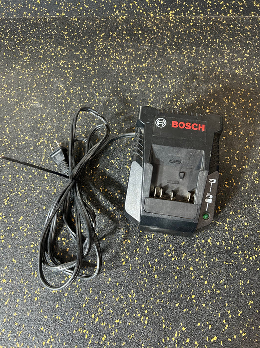 Bosch BC660 (18V Lithium-Ion 2-Amp Battery Charger)
