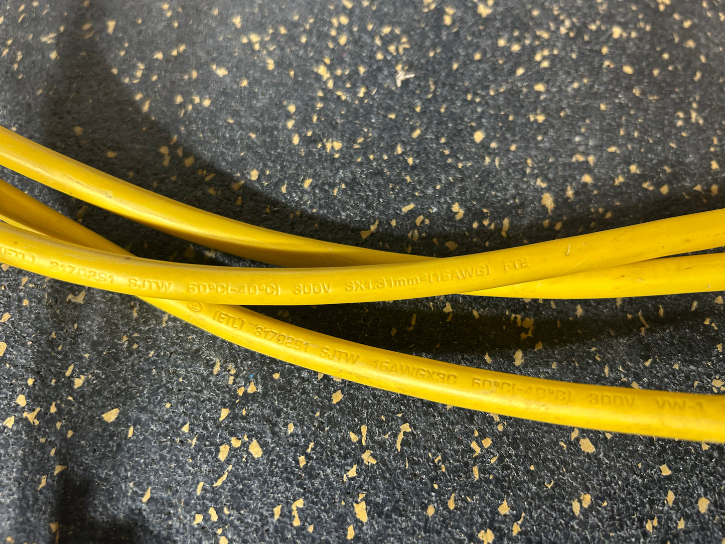 8-Foot Triple Outlet Extension Cord (3-Prong, 16 AWG)