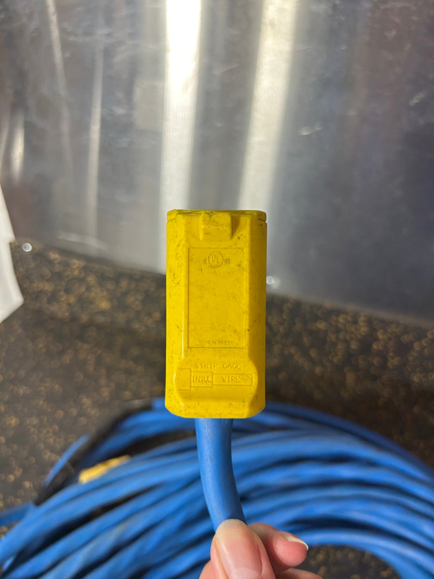 100-Foot Outdoor Extension Cord (3-Prong, 12 AWG)