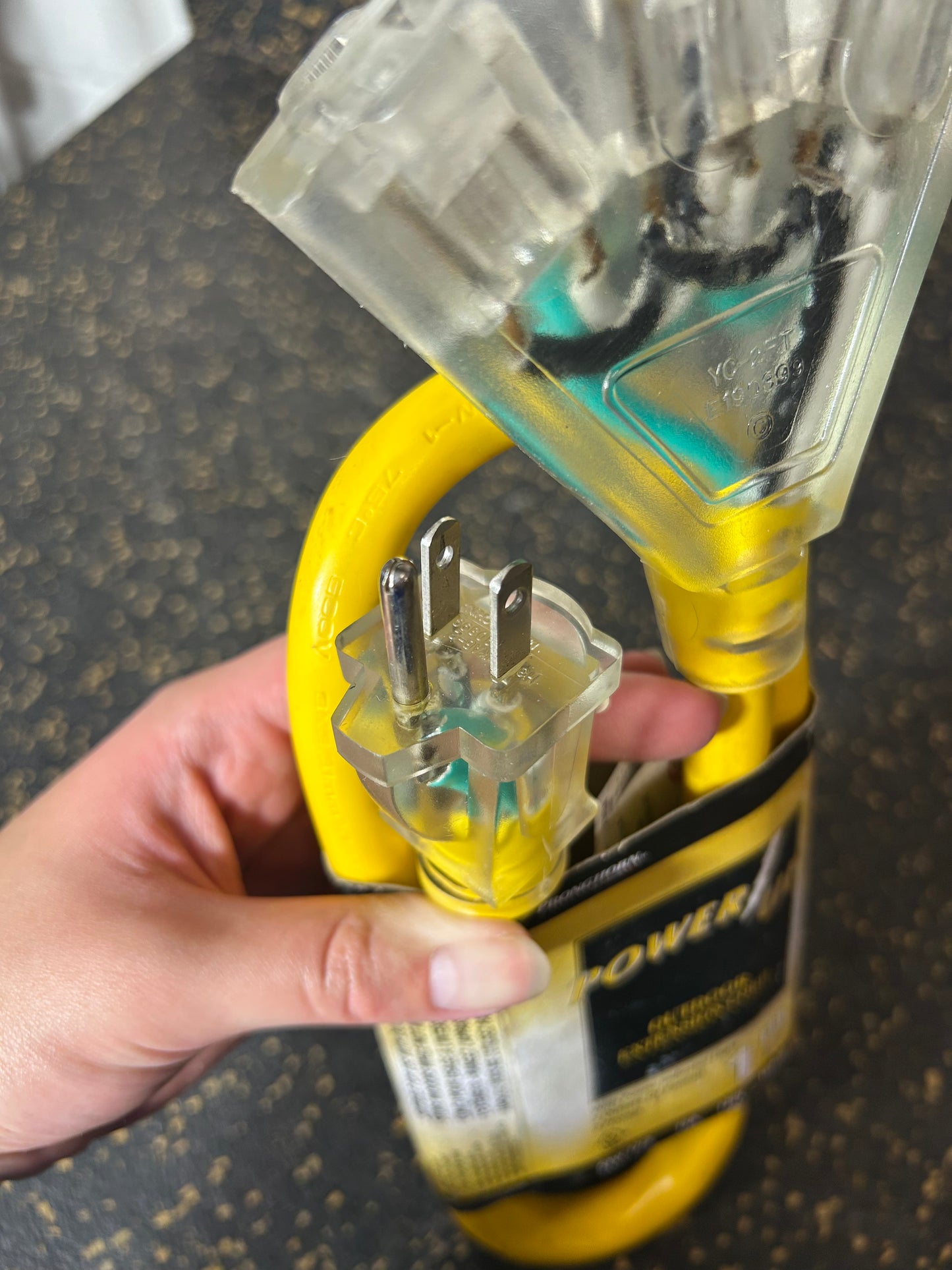 Pronghorn 3-Foot (1m) Triple Outlet Outdoor Extension Cord (3-Prong, 12 AWG) - BRAND NEW