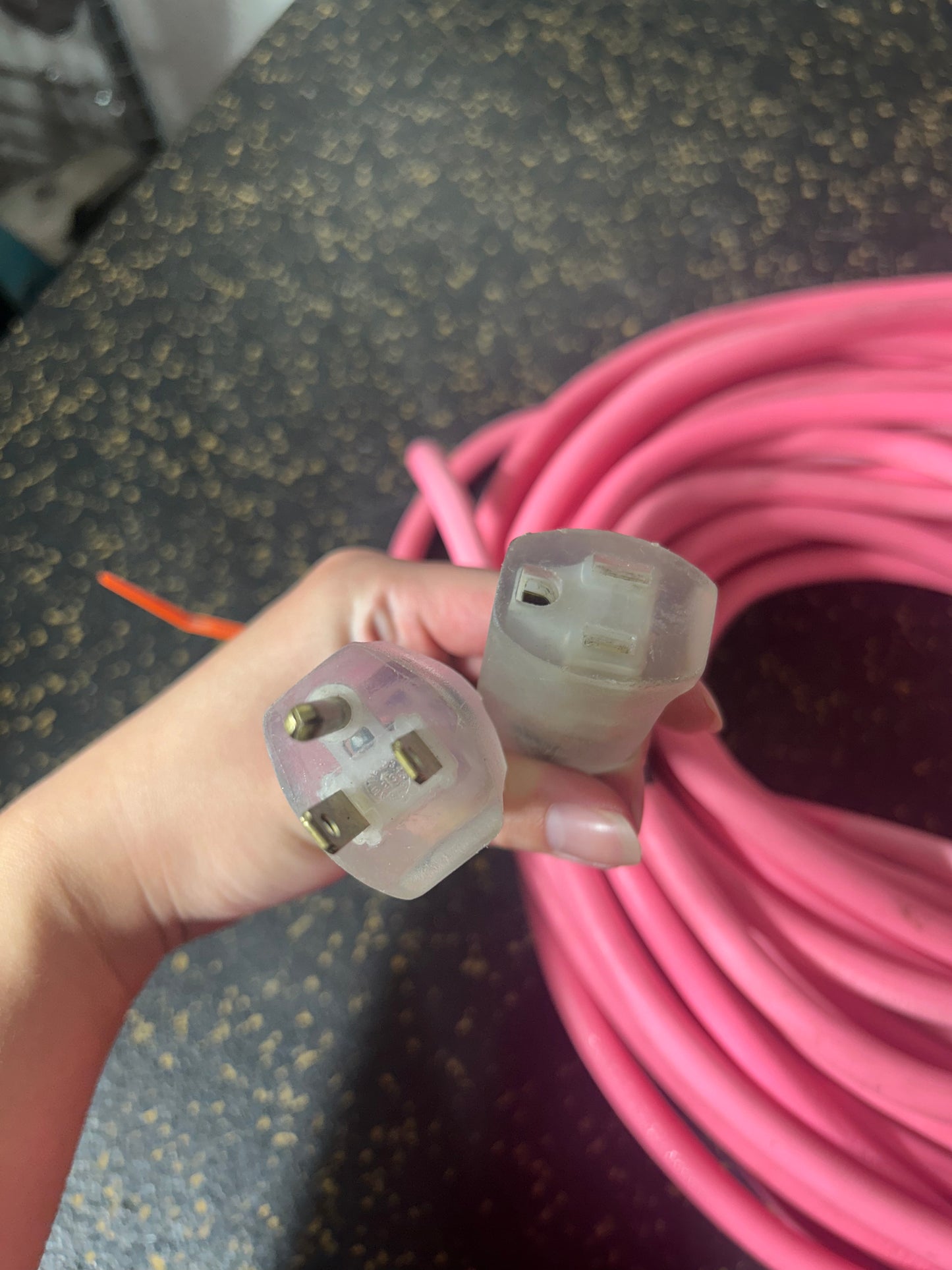 Southwire 100-Foot Outdoor Extension Cord (3-Prong, 12 AWG, Water-Resistant)