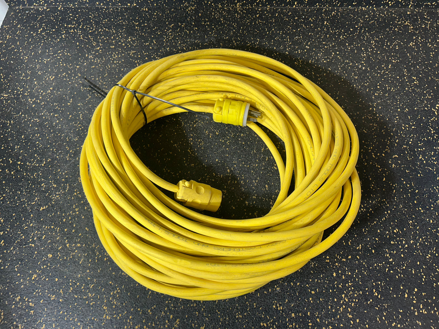 80-Foot Extension Cord (3-Prong, 12 AWG)