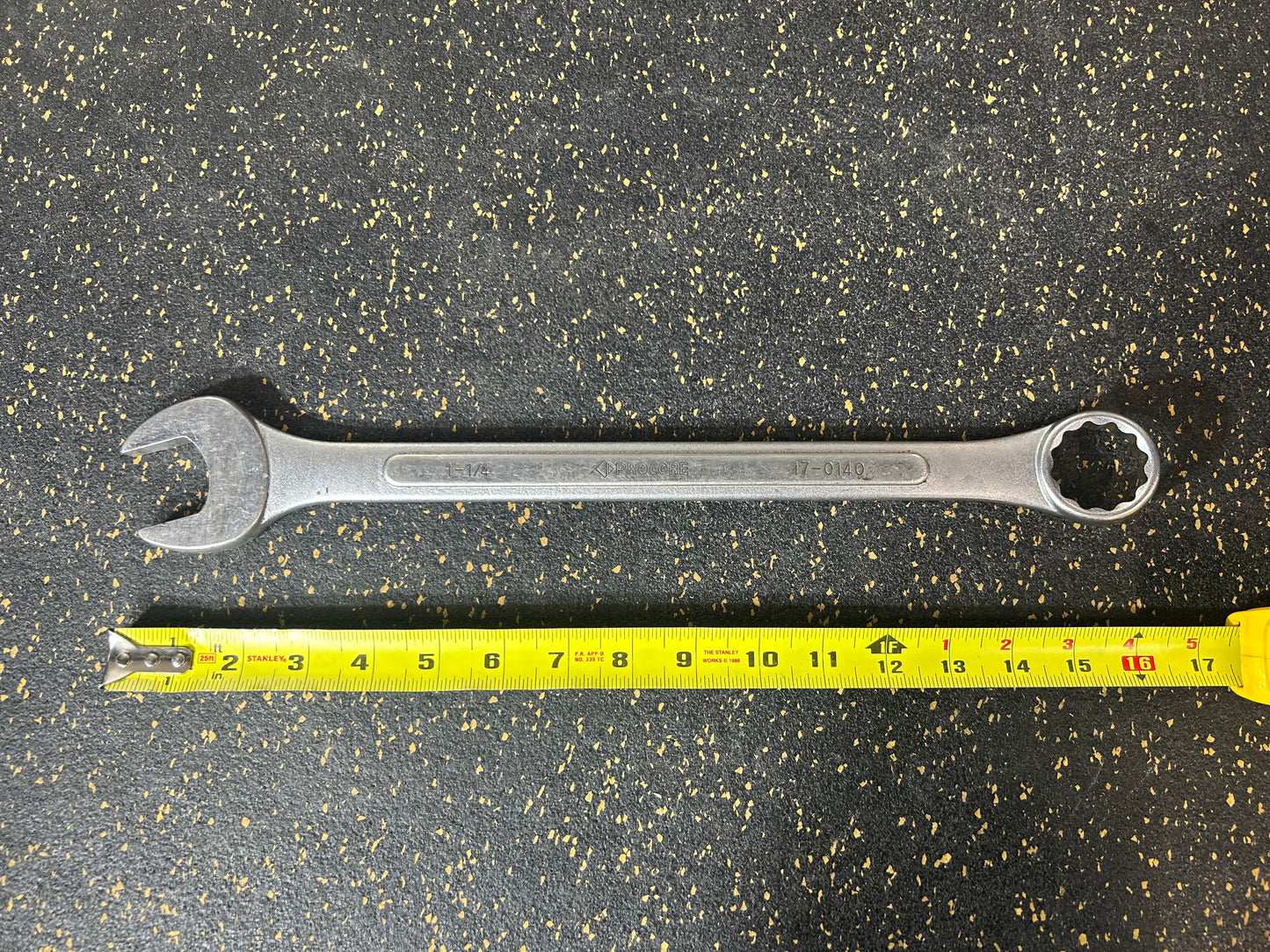 Procore 1-1/4” Raised Panel SAE Combination Wrench (Model 17-0140)