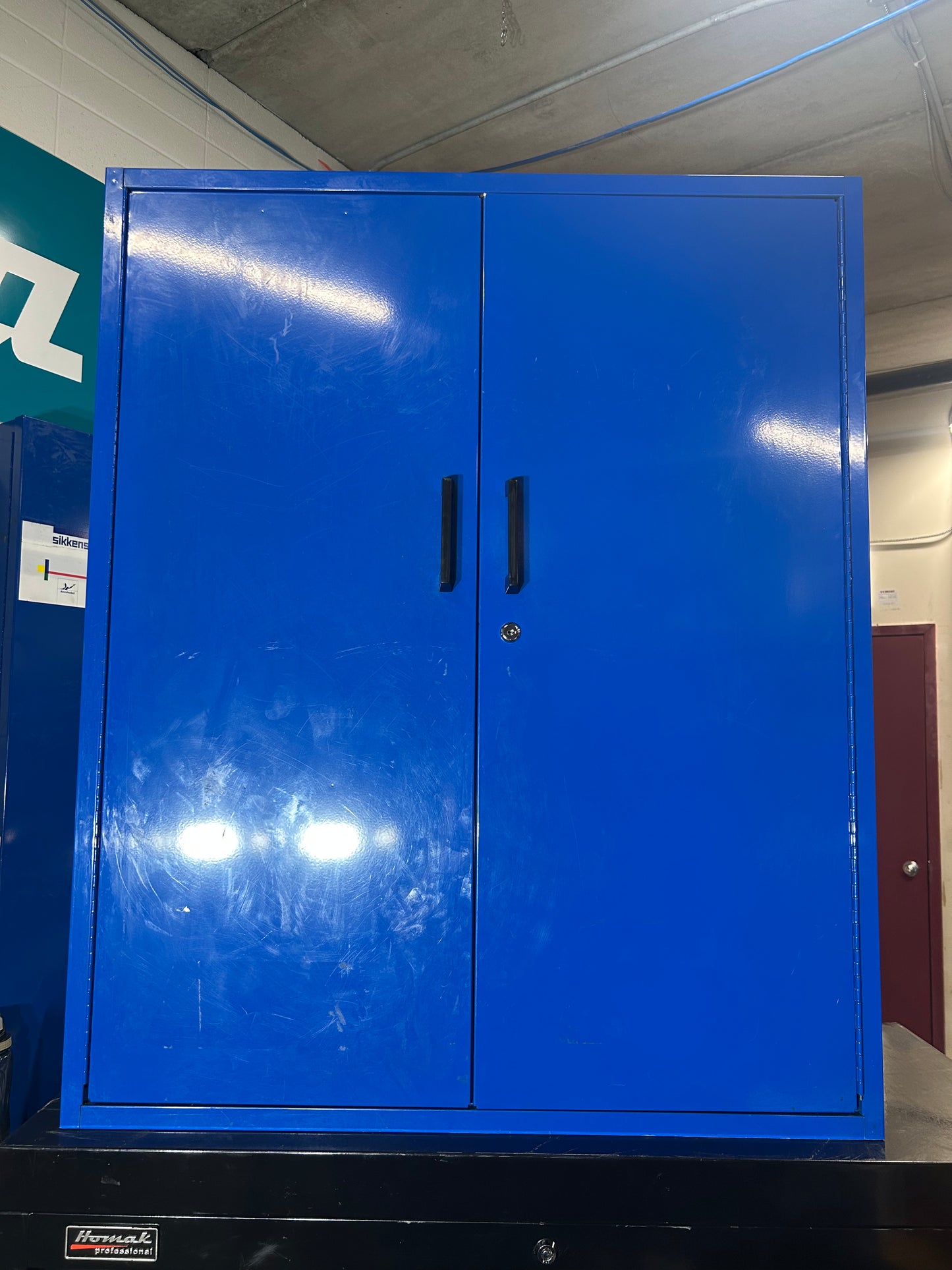 Wall Mounted Metal Storage Cabinet (Blue, 5 Adjustable Shelves, 32”W x 13.75”D x 39”H)