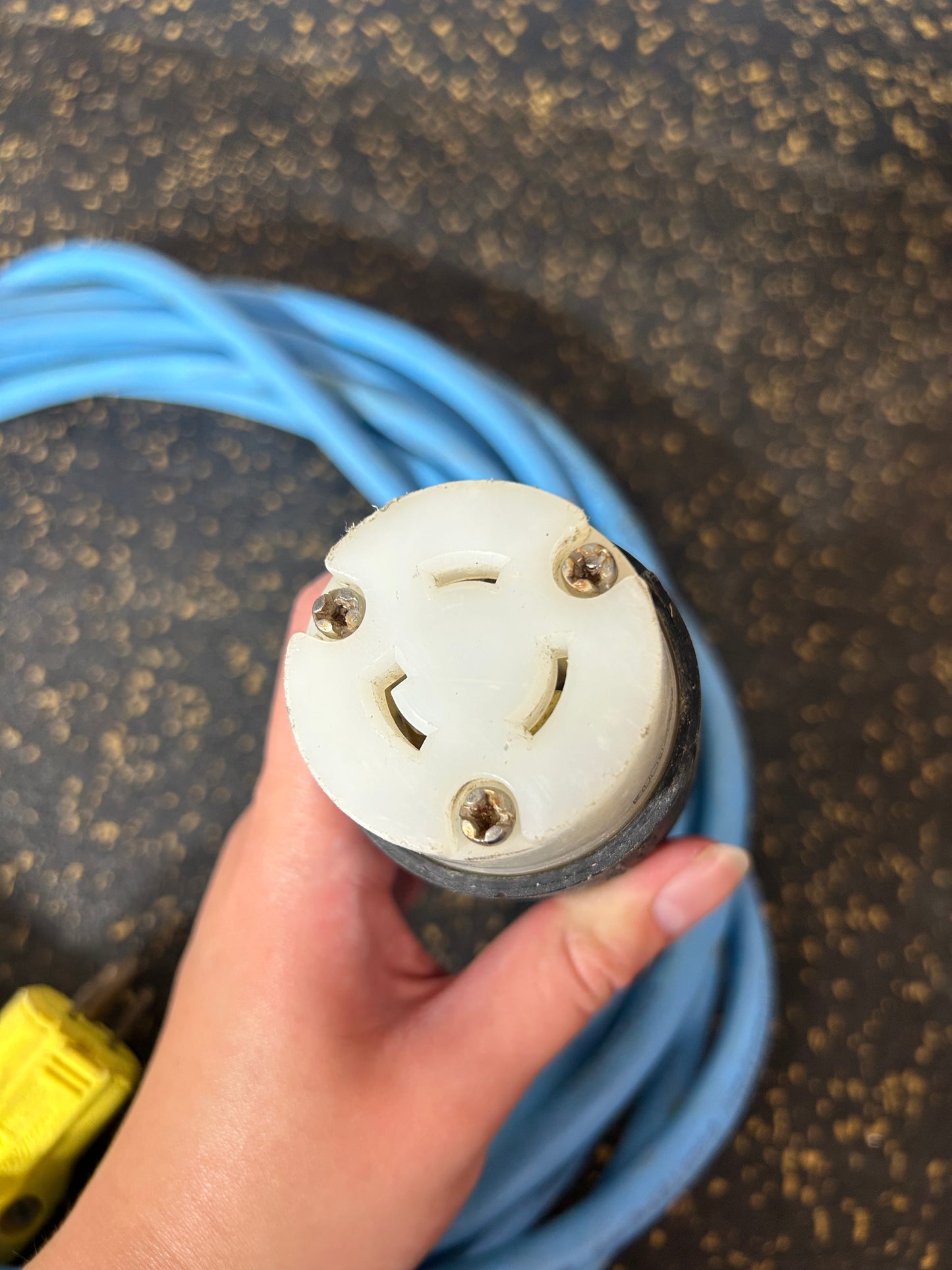 25-Foot RV Outdoor Extension Cord (3-Prong Plug with 20-Amp Locking Receptacle, 12 AWG, Water-Resistant)