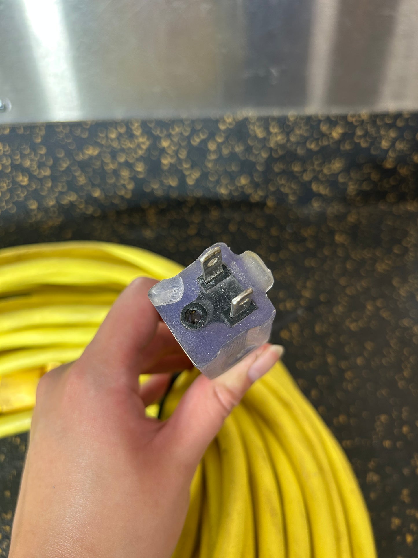 100-Foot Outdoor Extension Cord (3-Prong, 12 AWG, Water-Resistant)
