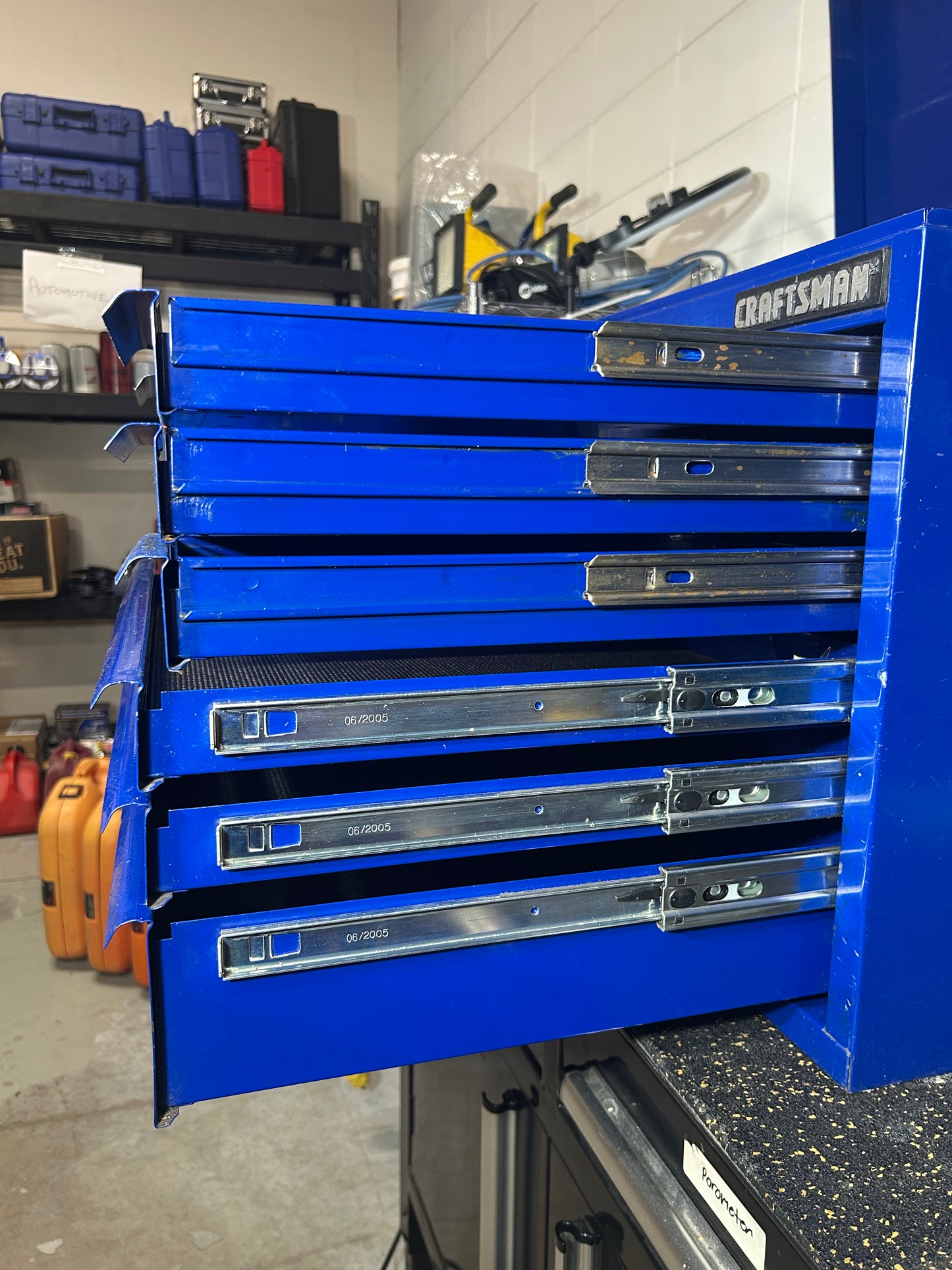 Craftsman Metal Tool Chest (Blue, 10 Drawers, 26”W x 18”D x 20.5”H)