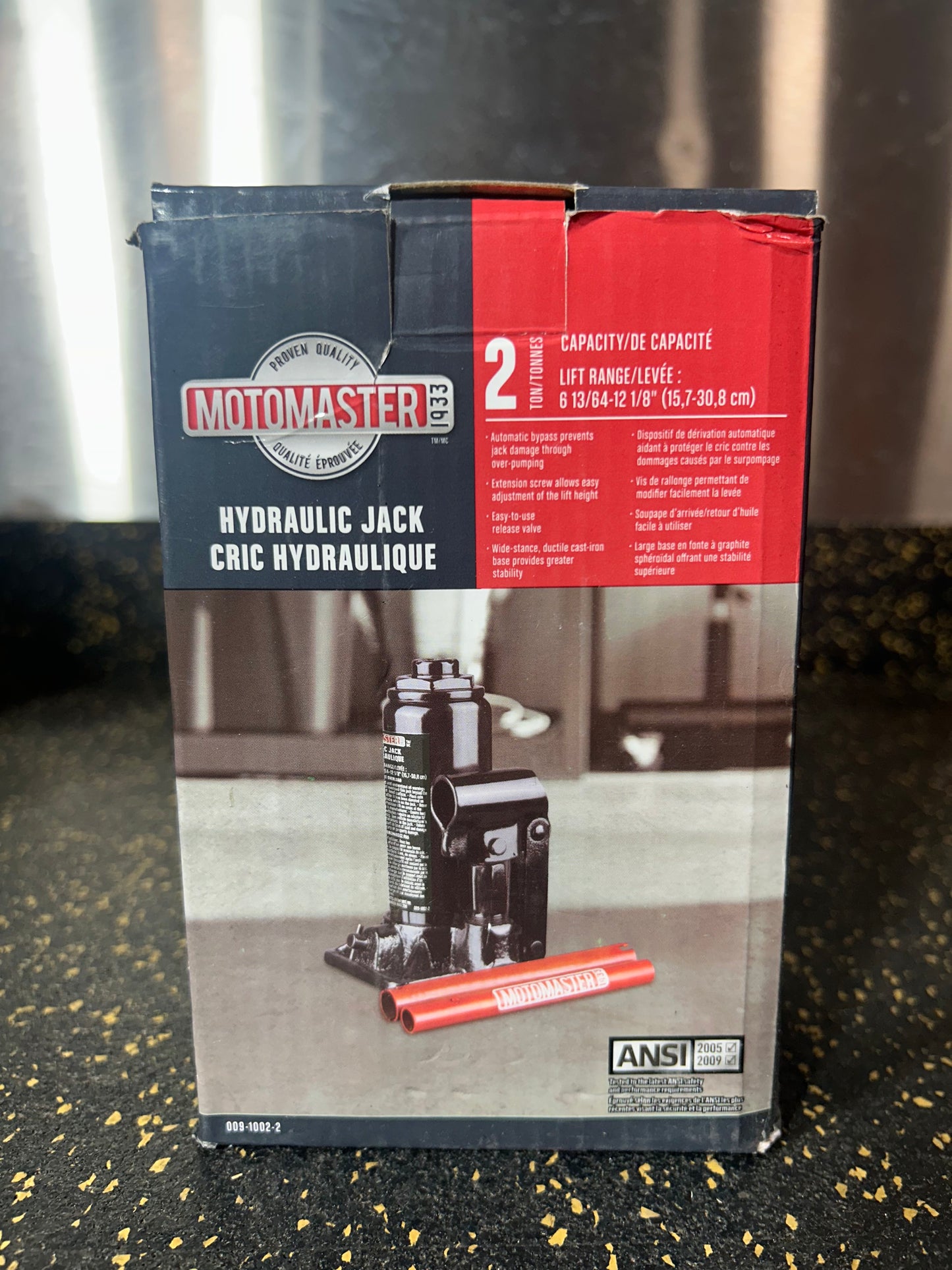 MotoMaster 2-Ton Hydraulic Bottle Jack