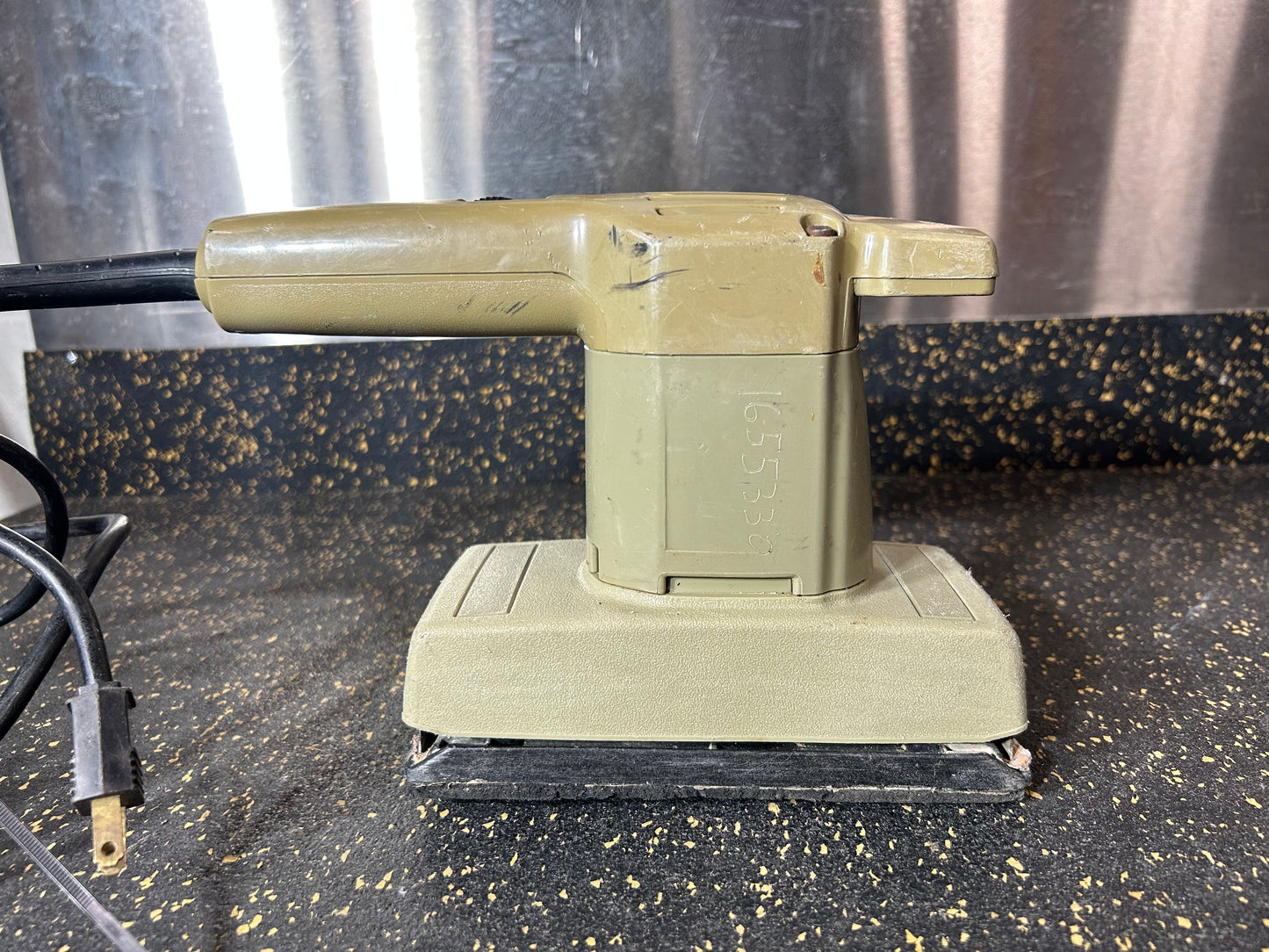 Vintage Black & Decker 1/3 Sheet Finishing Sander