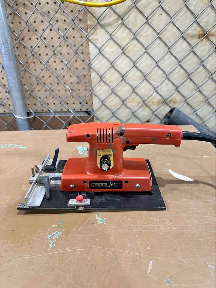 Groove Jet KITGJ300 Hot Knife Foam Cutter