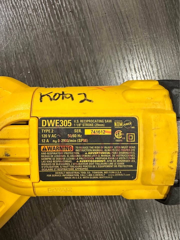 Dewalt DWE305 Corded Reciprocating Saw /Sawzall