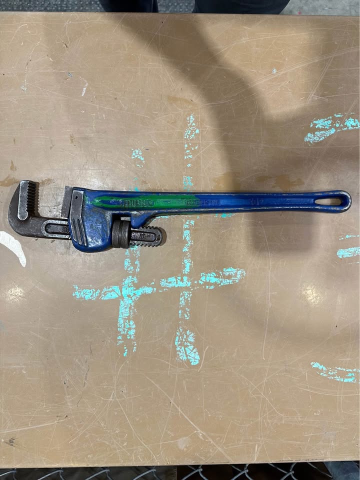 Mibro 18” Straight Pipe Wrench
