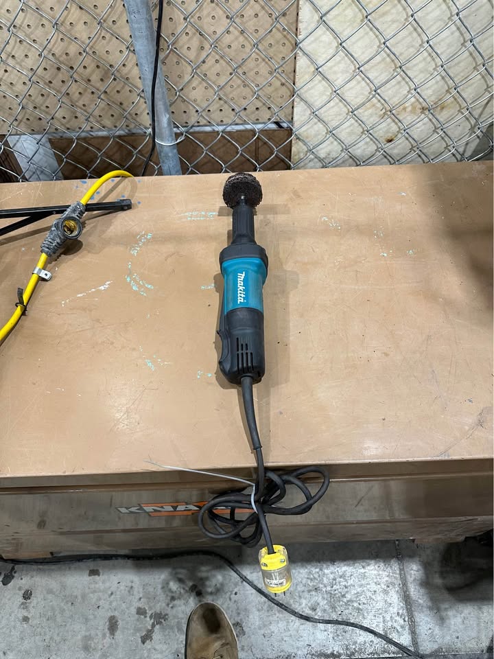 Makita 1/4" Die Grinder