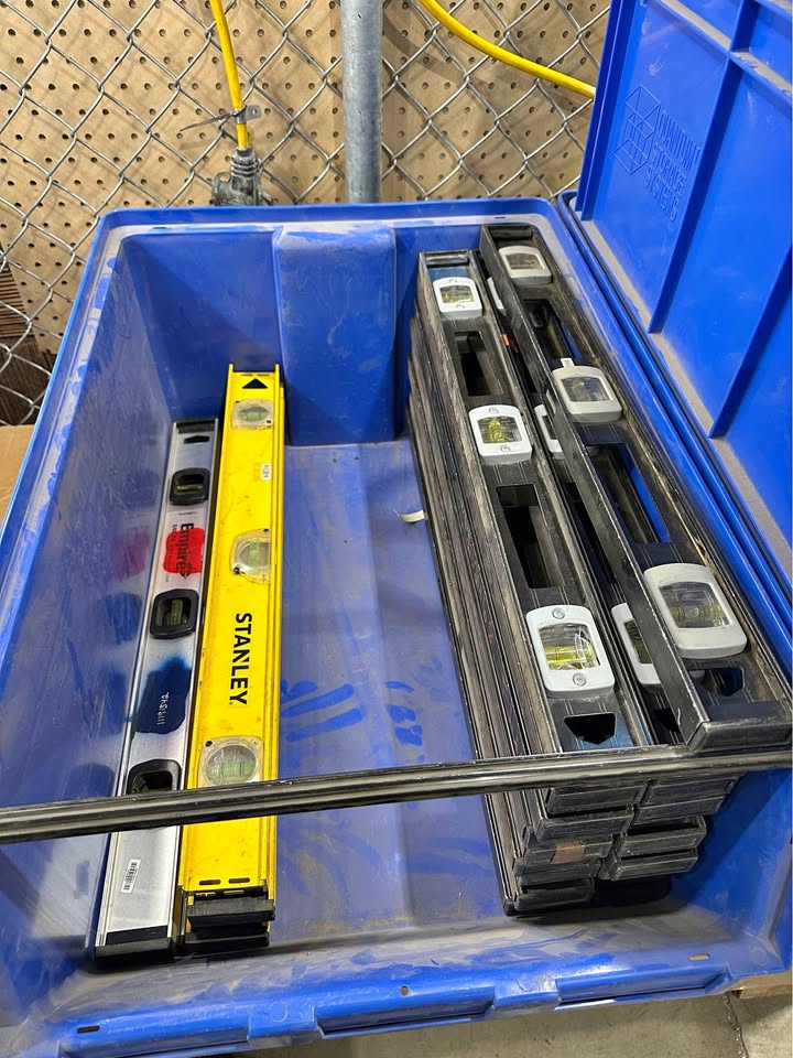 24" Aluminum Carpentry Level