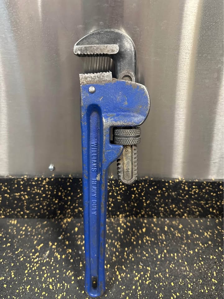 Williams 14" Cast Iron Pipe Wrench Model 13524