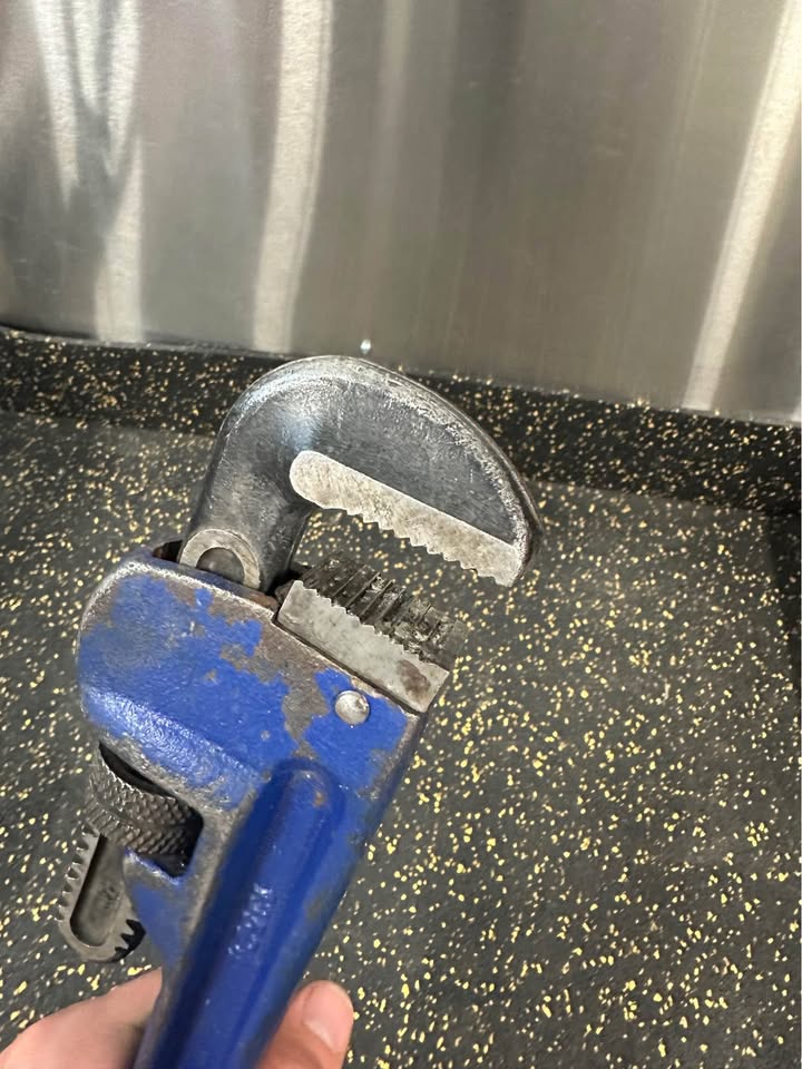 Williams 14" Cast Iron Pipe Wrench Model 13524