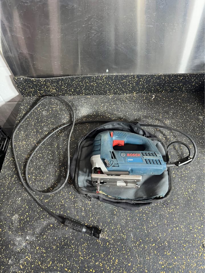 Bosch JS260 Corded Jig Saw