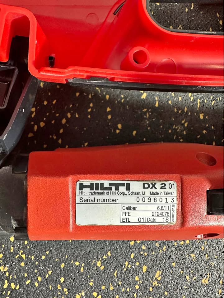 Hilti DX 2 Powder Actuated Fastening Tool