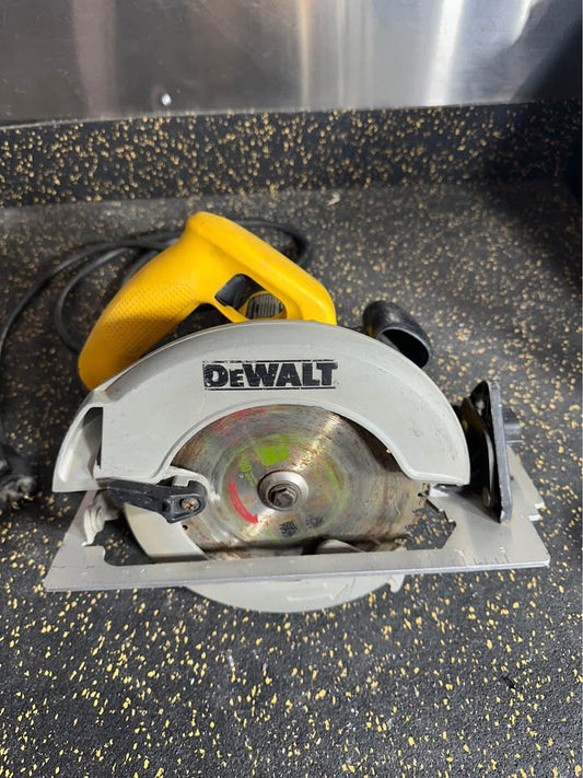 DeWalt 7.25" Corded Circular Saw DW3192