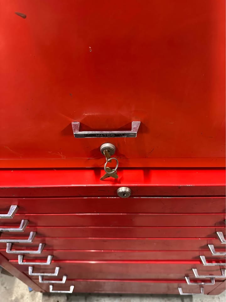 Matco Tools Upper & MAC Tools Lower Tool Box Set – Fully Lockable Storage