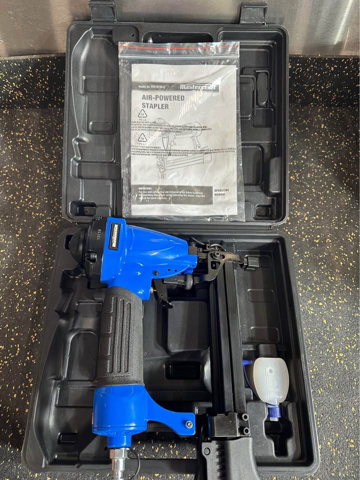 Mastercraft 18-Gauge Pneumatic Air Stapler Gun