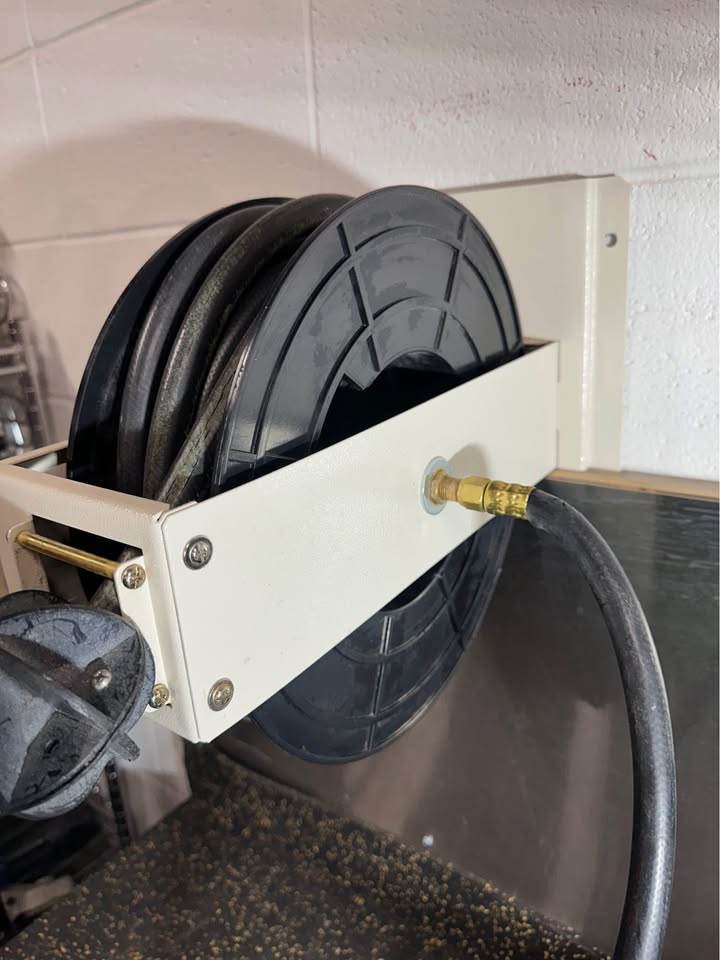 Wall Mounted Air Hose Reel with 50 Ft 250 PSI Hose and Fittings