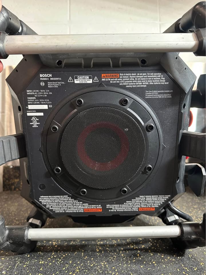 Bosch Jobsite Radio with Subwoofer, Charger Station & 4 Outlets - Bluetooth 5.0