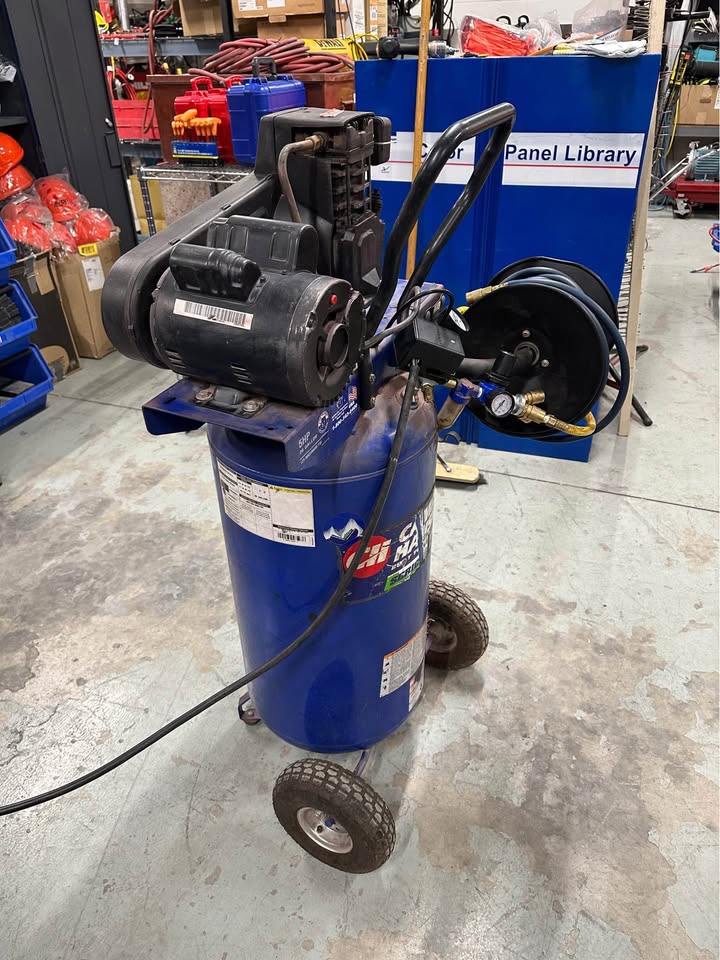 Campbell Hausfeld 5 HP Air Compressor with 26 Gallon Tank and 25 Ft Hose